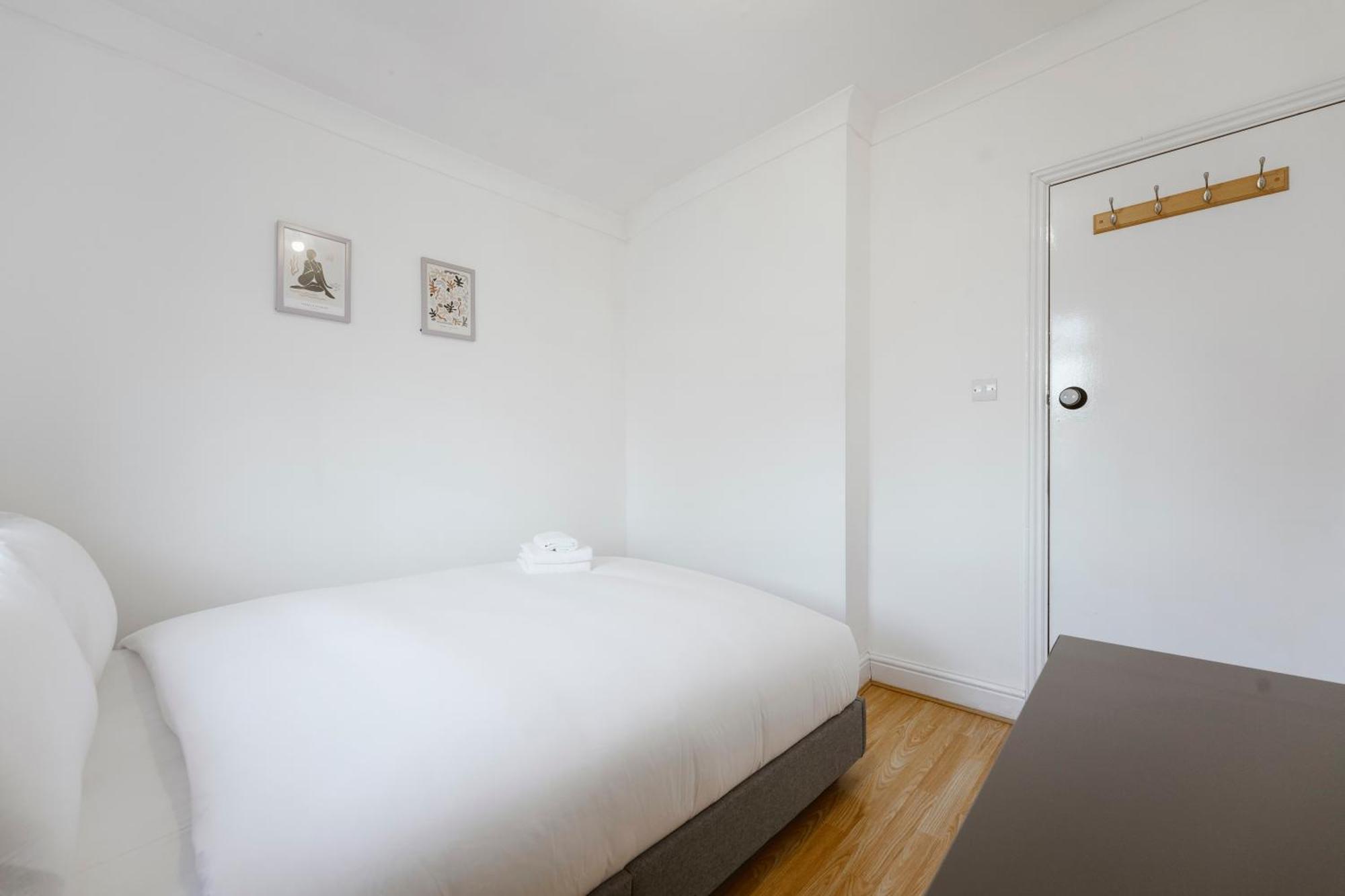 Stratford Double Rooms - 29 ロンドン エクステリア 写真