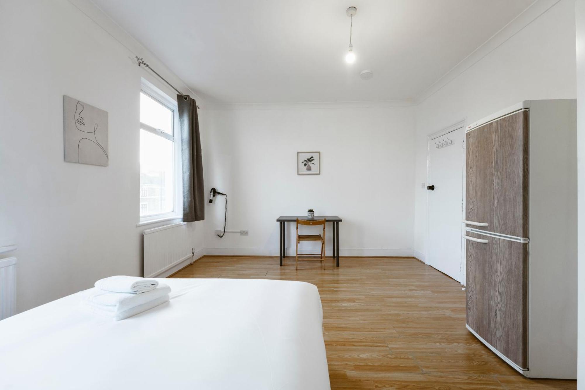 Stratford Double Rooms - 29 ロンドン エクステリア 写真