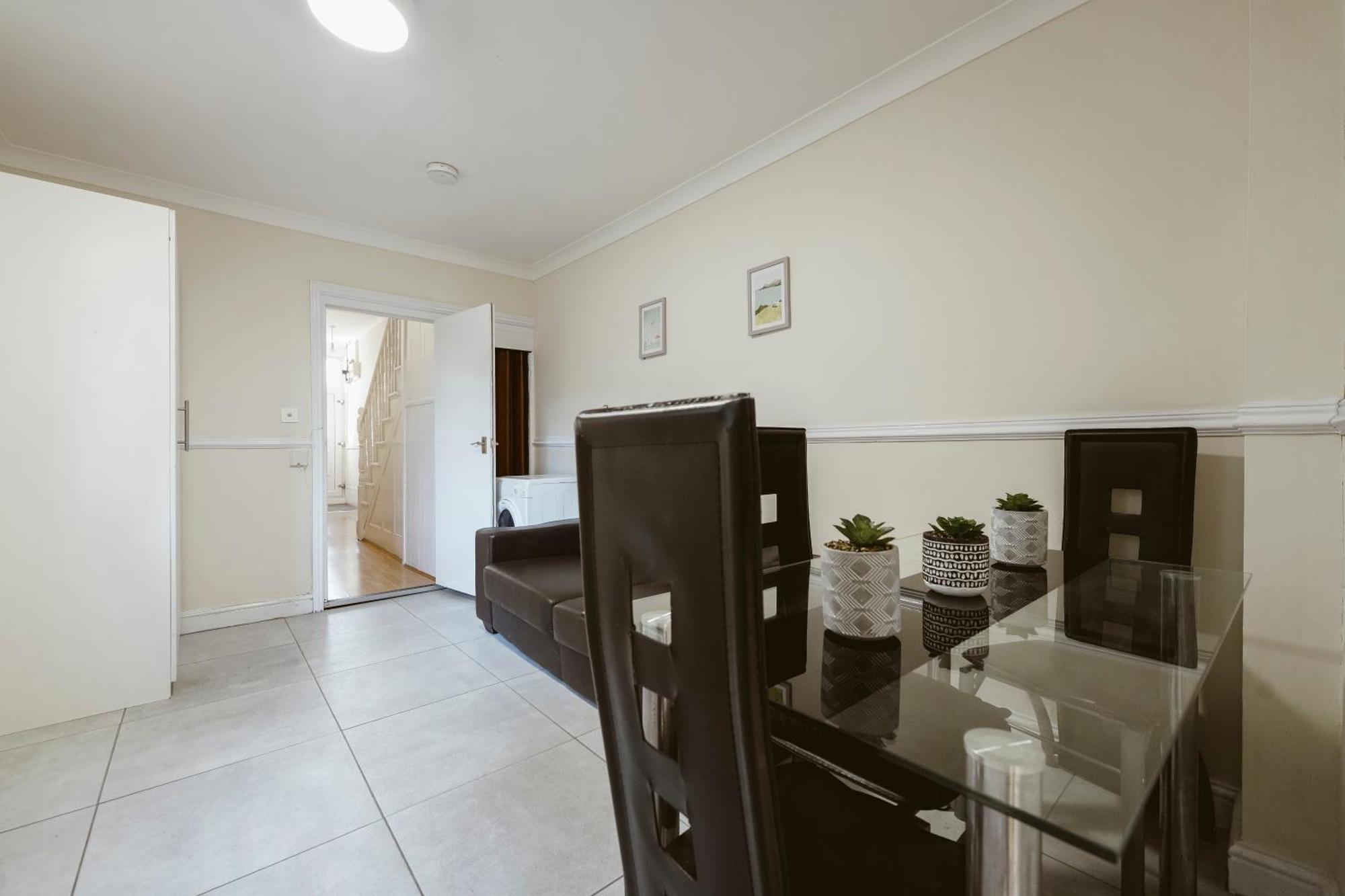Stratford Double Rooms - 29 ロンドン エクステリア 写真